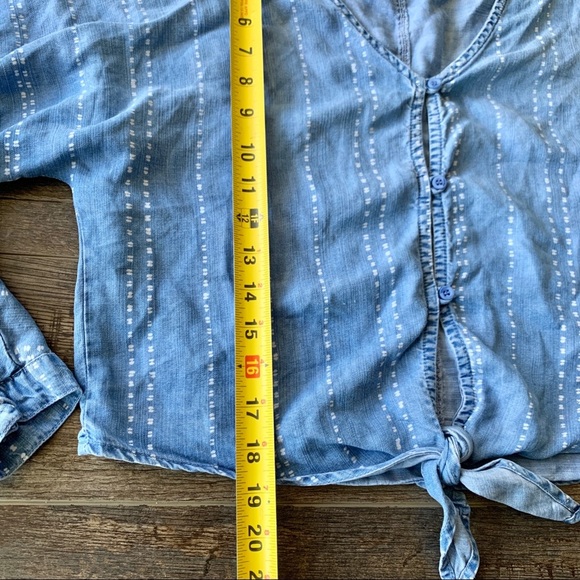 Cloth & Stone long sleeve button up tie front Boho Western Crop Denim Top Small - Picture 5 of 9